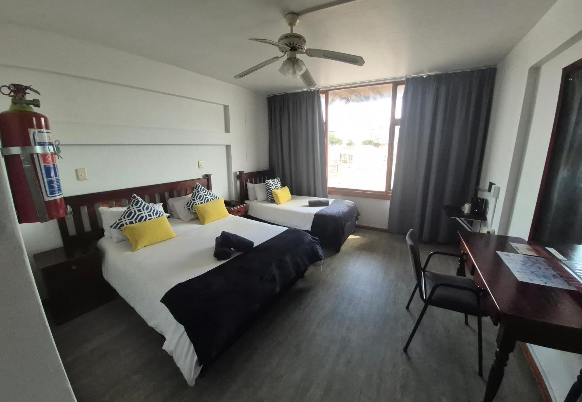 Hoedjiesbaai Hotel Saldanha Bay Exterior photo